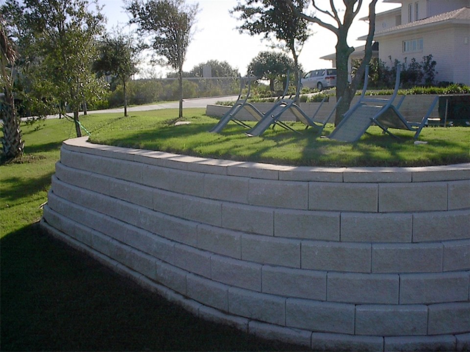 Allen_block_retaining_wall - Spindler Construction - Austin Texas and ...